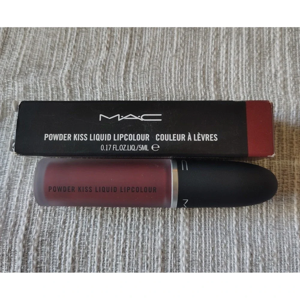 MAC Powder Kiss Liquid Lipcolour 977 Fashion Emergency Matte Lipstick 5ml NIB
